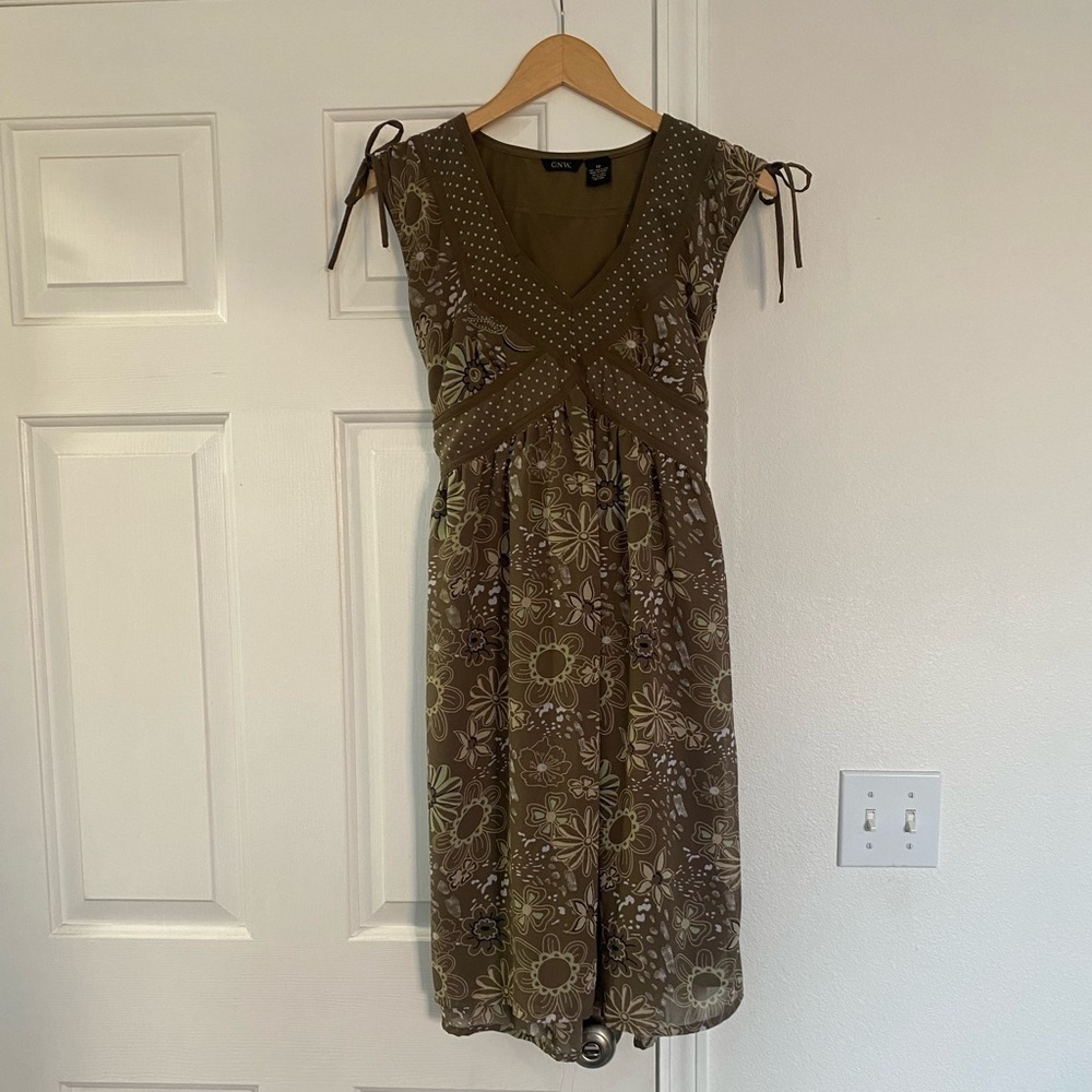 GNW Olive Floral V-Neck Tie-Shoulder Midi Dress